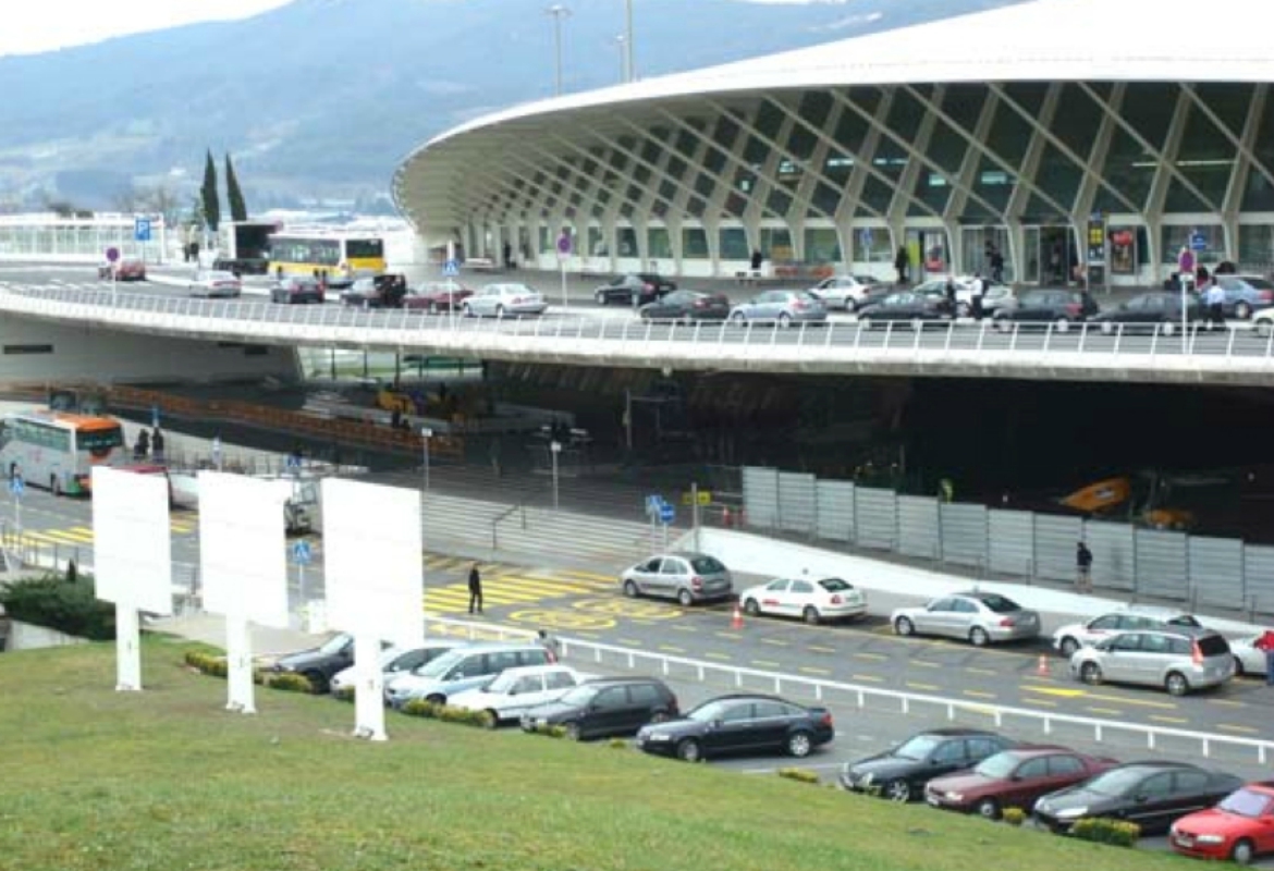 Tablero de puente Terminal del Aeropuerto de Loiu